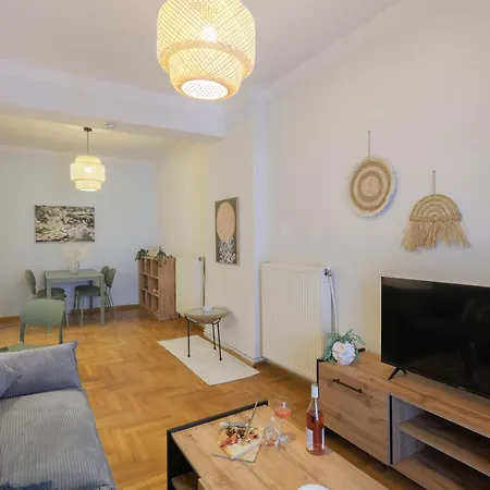 Apartmán Greek Stylish Apartmnet 2br Soluň